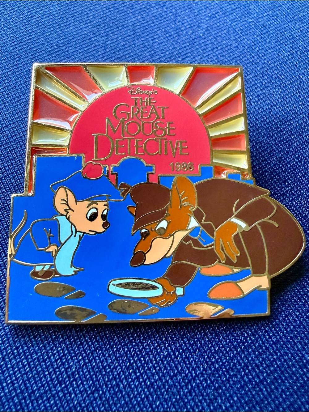 Disney Great Mouse Detective Basil Olivia LE 1800 Jumbo Pin History Art 2002